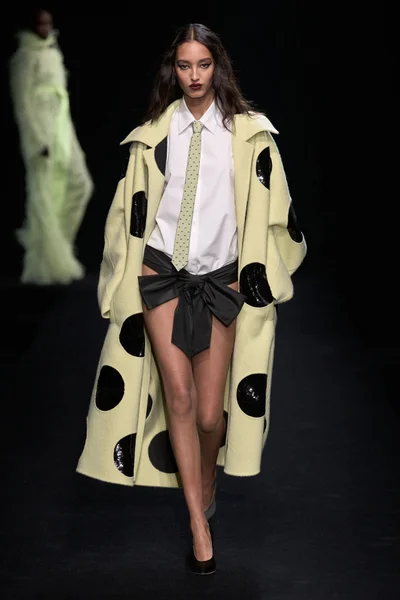 Look 42